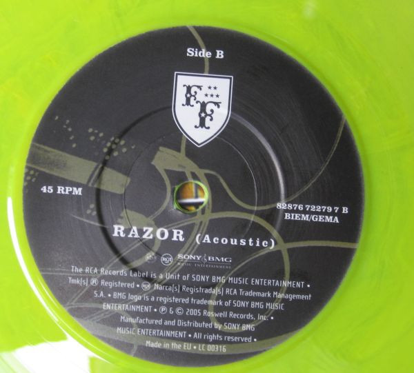 Foo Fighters - DOA - 7 inch Vinyl Record VG+/VG+ (Pre Loved) - Image 4