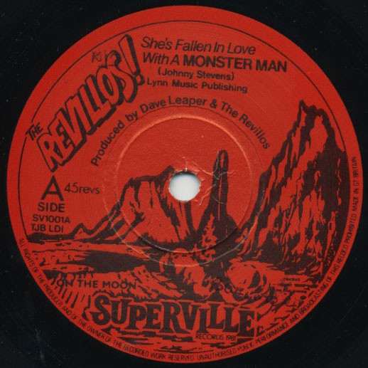 The Revillos - She's Fallen In Love With A Monster Man - 7 inch Vinyl Record VG+/VG+ (Pre Loved) - Image 3