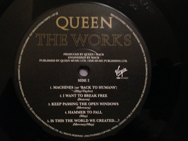 Queen-3