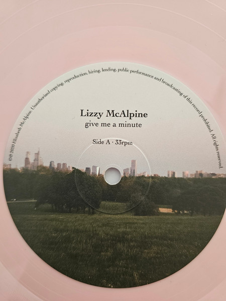 Lizzy McAlpine-4